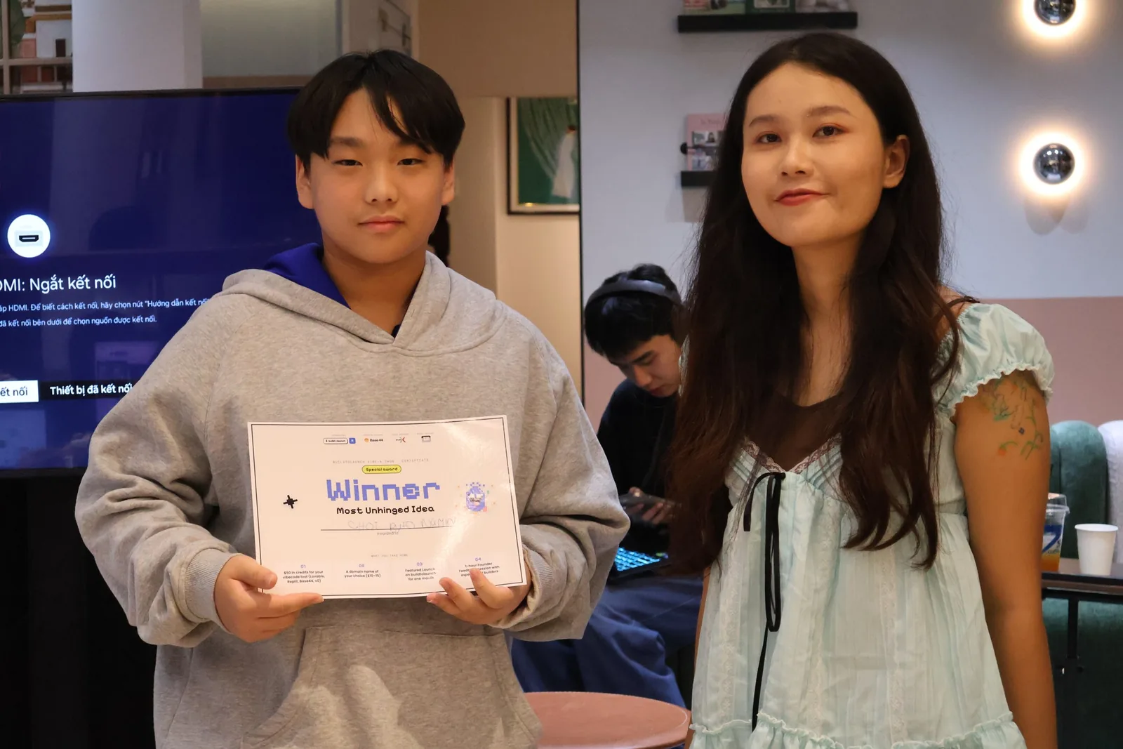 Choi Byeongmin with the Most unhinged idea special award certificate
